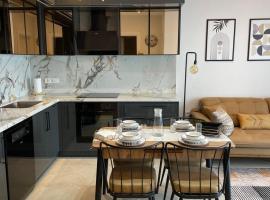 Stylish apartment in Yekta Royal Club, khách sạn ở Alanya