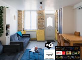 Charme ancien à 200M Château, κατάλυμα με κουζίνα σε Nemours