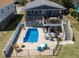 Private Pool Hot Tub and 4Min Walk to Beach，屠魔崗的飯店