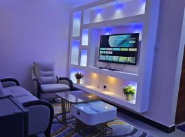 King Cave Luxury Apartment, hotel com estacionamento em Nkunjila