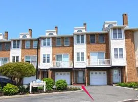 The Captains Ocean Front Condo