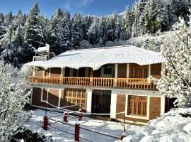 Himalaya Vista - 1km Uphill Hike from Main Road