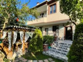 Green Garden Villa