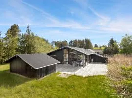 Stunning Home In Ålbæk With Sauna