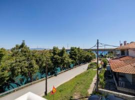 The house next to the canal !