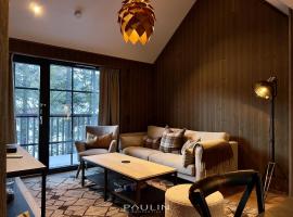 Lindvallen Ski Resort Pool and Padel - Sauna - 6 Guests, hotel in Sälen