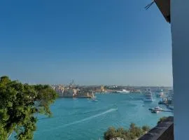 The Grand Harbour Suites 9A by MA Properties