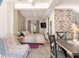 Caribbean apartment in private area, hotel a Cancún