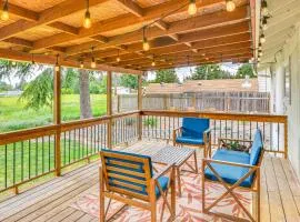 6 Mi to Downtown Vancouver Peaceful Home with Deck