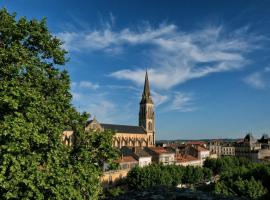Hotel Le Gambetta – hotel w mieście Bergerac