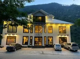 Conifer hotel and resort
