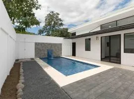 Casa Aurora With Private Patio & Pool