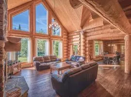 Private Hot Tub, Sauna & Games Year-Round