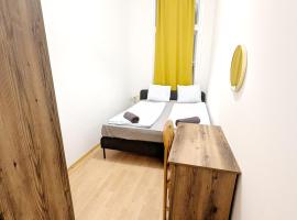 Spacious Rooms - 15 Min from Airport & City Center, 5 Min from Vienna Main-Bus Station EZ8, hotel ve Vídni