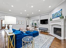 Luxury Retreat in White Rock Valley, hotel in Dallas