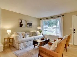 Lovely Vancouver Retreat with Home Gym!