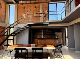 Modern loft with AC Close to downtown Huatulco
