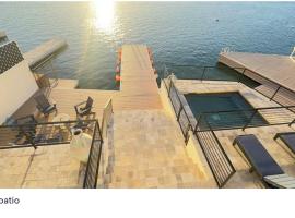 Best Riverfront Parker Home, hotel v destinaci Parker