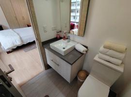 Cosmopolitan suit 51, hotel v destinaci Huamboya