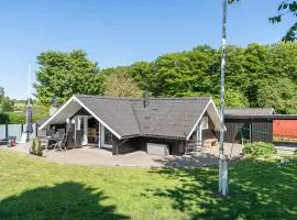 Awesome Home In Hejls With Wifi