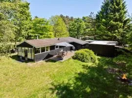 3 Bedroom Stunning Home In Glesborg