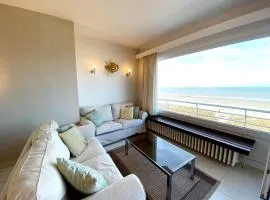 Attic Apartment Nieuwpoort near Beach