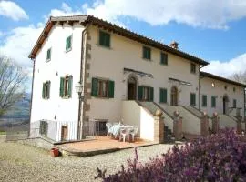 Farmhouse in Tuscany with Pool & Valley Views