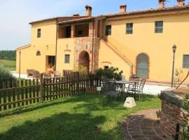 Nice apartment in Guasticce with pool