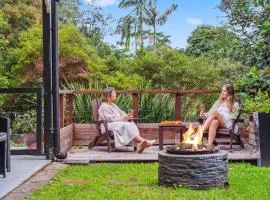 Wattle Cottage - A Stylish Hinterland Escape