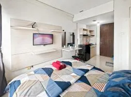 Homy Studio Grand Caman Bekasi Jatibening with Pool