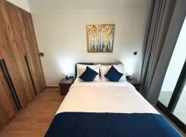 Maryah Island 1 Bed Junior Next to Cleveland Hospital