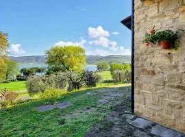Lake View Villa In Umbria Overlooking Trasimeno