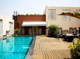 Ramada by Wyndham Ghaziabad Vasundhara, hotel a Ghaziabad