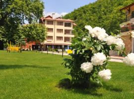 Family Hotel Delta, hotel di Ognyanovo