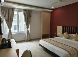 Hotel Grand Continent - HiTec City, Laxmi Cyber City, Hyderabad