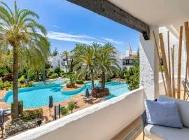 Luxurious apartment in Puente Romano, Marbella (Golden Mile)