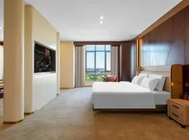 May Joys Hotel