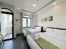 Amelia House - Boutique Hotel