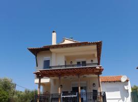 Angelinas view, hotel in Mesimvría