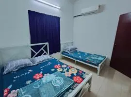Homestay Apartment LUMUT