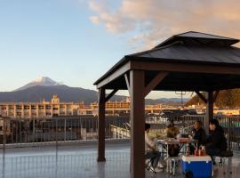 Royal Retreat Numazu 302, hotel i Numazu