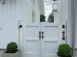 Sjøgata Gjestehus No2