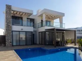 Villa Deja Blu with Private Pool
