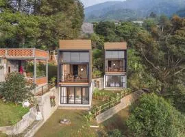 Selayang Oribu - Cabin on the Mountain