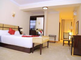 Sunland International Hotel, Hotel in Kolobo