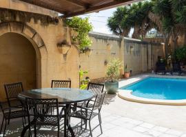 Gozobreak Farmhouses