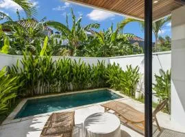 White Residence - Art & Boutique Villas