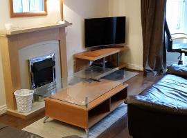 Livingston Ideal commuter House, self catering accommodation in Livingston