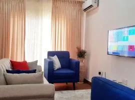 Beautiful One Bed & Parlour with Playstation 4, Wi-Fi, Netflix, kitchen, Supermarket, Pharmacy & Laundry