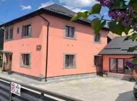 Casa Rarăului, hotel v destinaci Câmpulung Moldovenesc